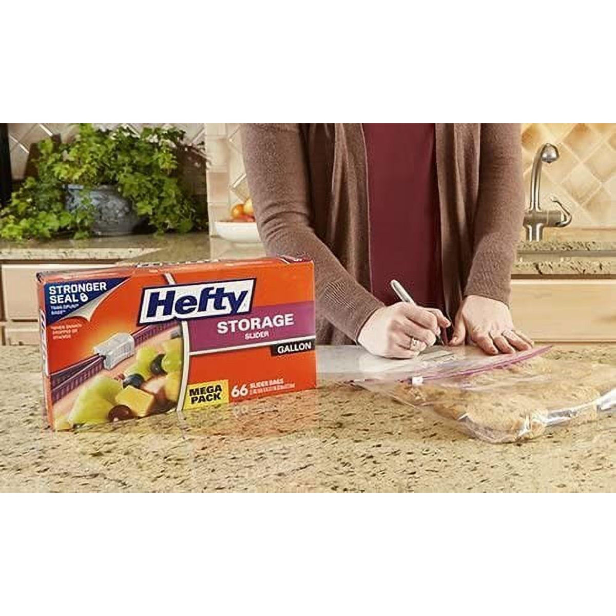 Hefty Quart Slider Storage Bags, 20 Count, BPA Free, Red, Plastic, Slide Closure, Disposable, Refrigerate