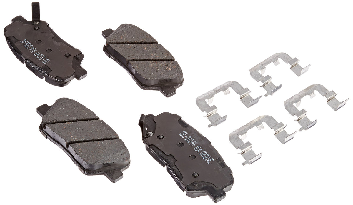 ACDelco Gold 17D1432CH (88878232) Ceramic Front Disc Brake Pad Set