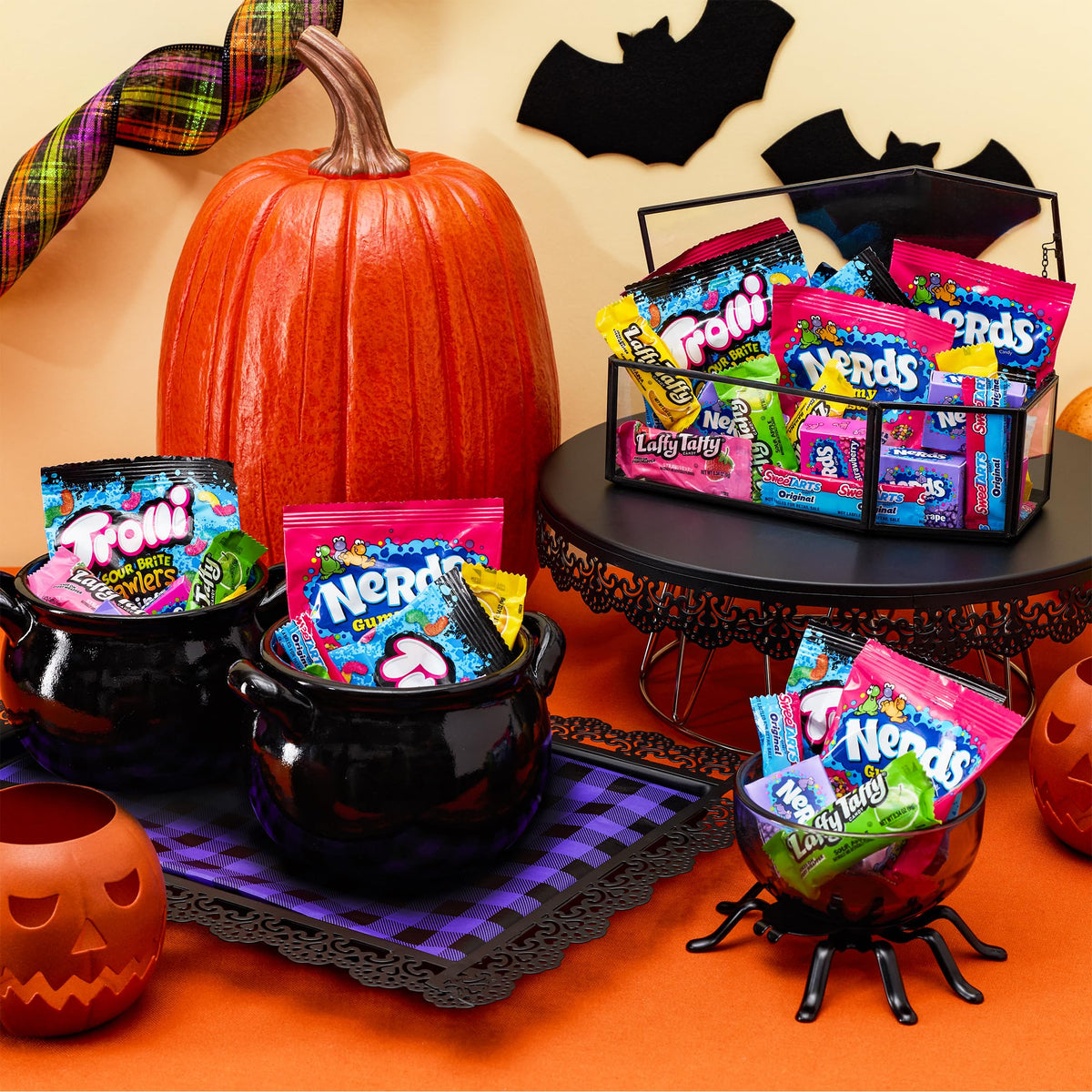 Halloween Candy Core Winners Trick-or-Treat Variety Bag, Nerds Gummy Clusters, Sweetarts, Trolli, Laffy Taffy, and Nerds Original, 180 Pieces, 59.76 Ounces