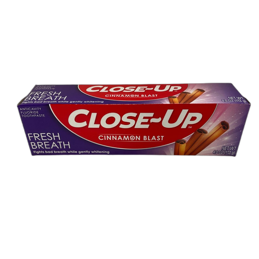 CLOSE-UP Anti-Cavity Fluoride Toothpaste Freshening Gel with Ultra Cinnamon Flavor Blast, 4.0 oz, 2-Pack