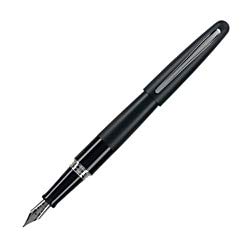 PILOT Metropolitan Collection Fountain Pen, Black Barrel, Classic Design, Medium Nib, Black Ink (91107)