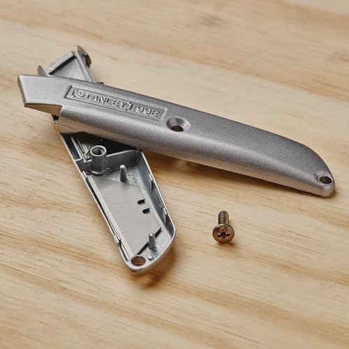 STANLEY Classic 99 Utility Knife, Retractable, 6-Inch, (10-099)