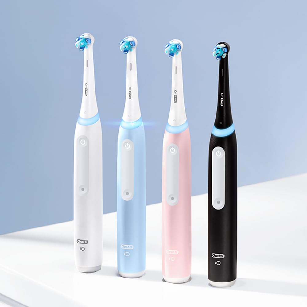 Oral-B iO3 Electric Toothbrush (1) with (1) Ultimate Clean Brush Head and (1) Charger, Black