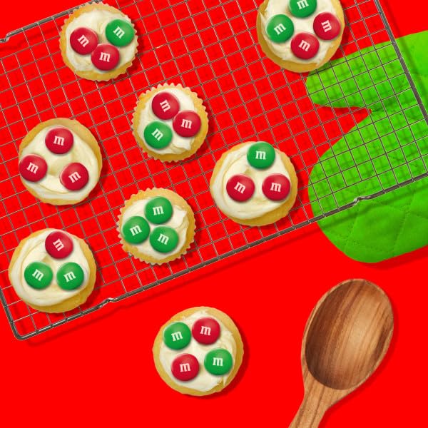 M&M'S Milk Chocolate Red & Green Christmas Candy Bulk Assortment, Bulk Christmas Candy 38 oz Resealable Bag