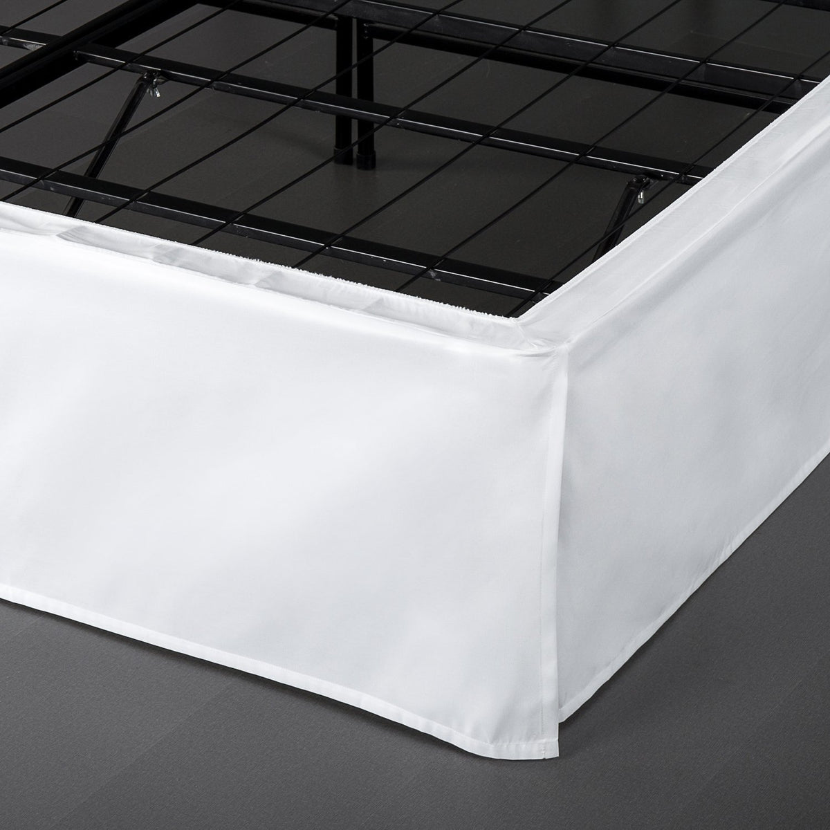 ZINUS Bed Skirt 14 Inch Drop, for Use with SmartBase, Easy On & Off Design, Twin, White