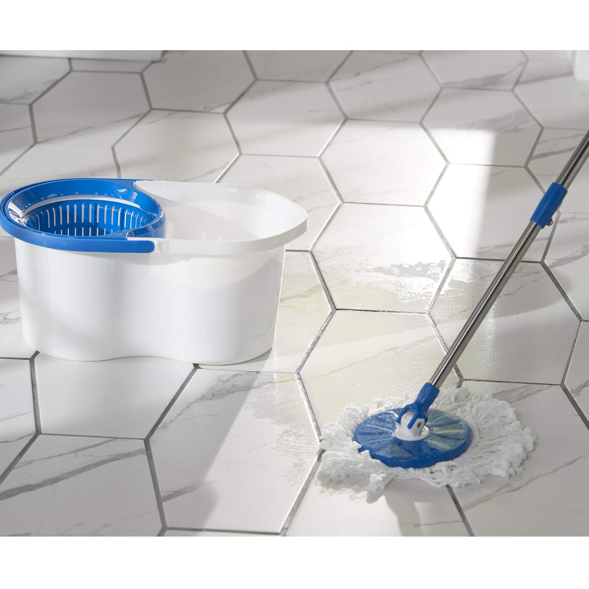 Clorox Microfiber Spin Dry Microfiber Mop and Bucket System, Blue/White