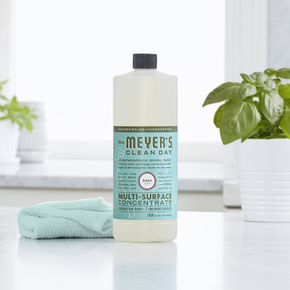 MRS. MEYER'S CLEAN DAY Multi-Surface Cleaner Concentrate, Use to Clean Floors, Tile, Counters, Basil, 32 fl. oz