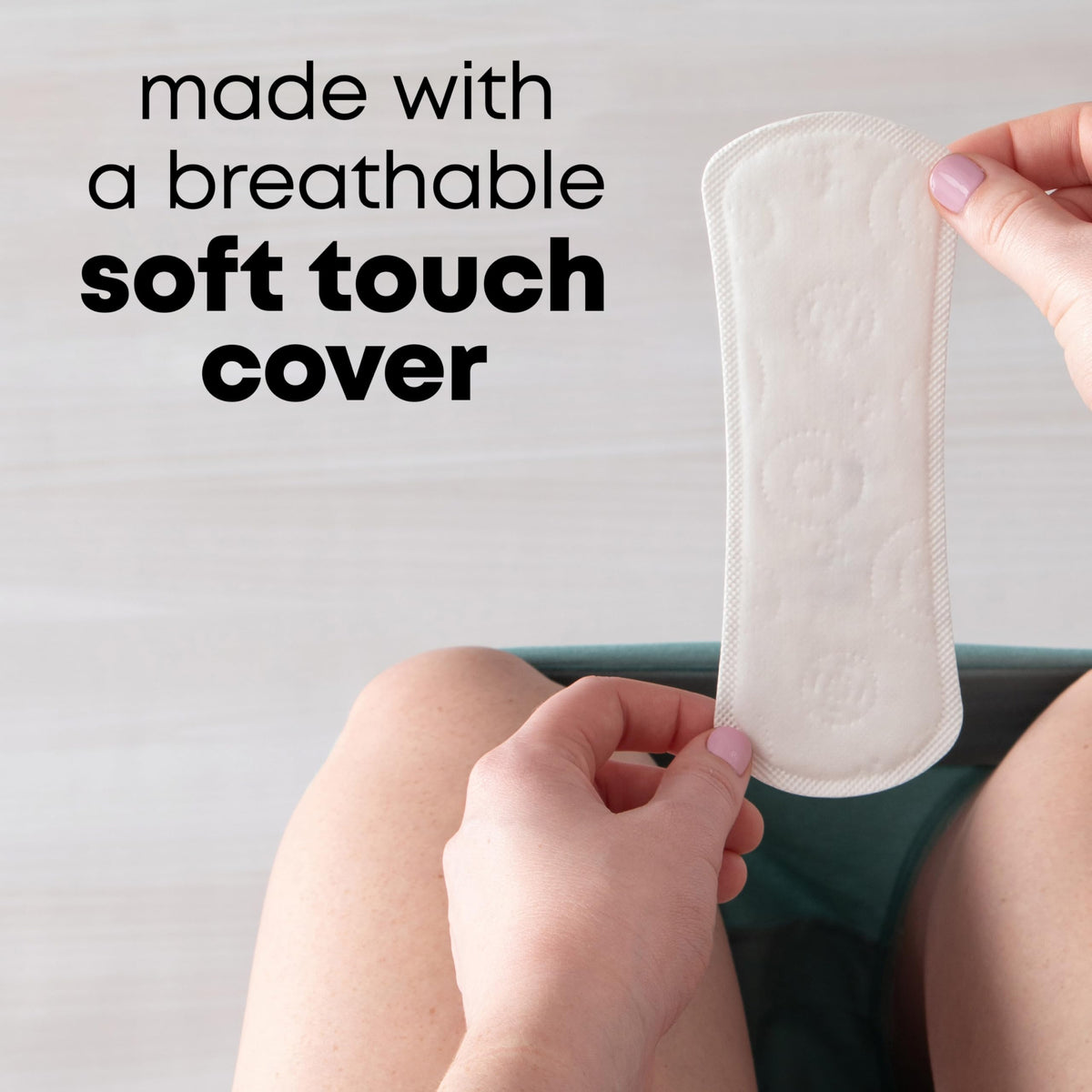 U by Kotex Panty Liners, Clean & Secure, Light Absorbency, Extra Coverage, 112 Count (Packaging May Vary)