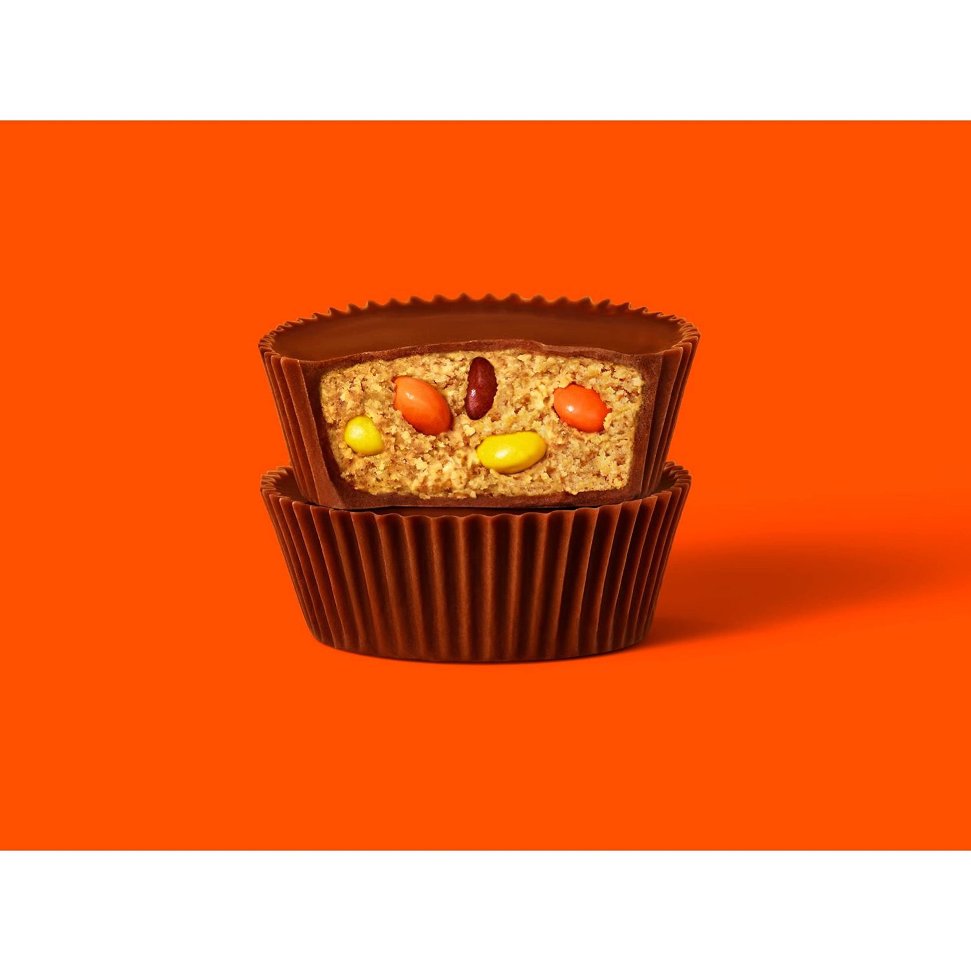 REESE'S Big Cup with Pieces Milk Chocolate King Size Peanut Butter Cups, Candy Packs, 2.8 oz (16 Count)