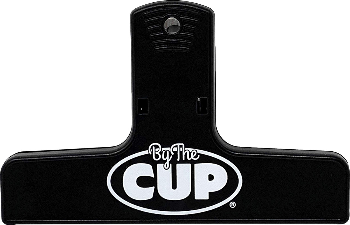 Kellogg's Club Crisp Sea Salt, 2 oz (Pack of 3) with By The Cup Bag Clip