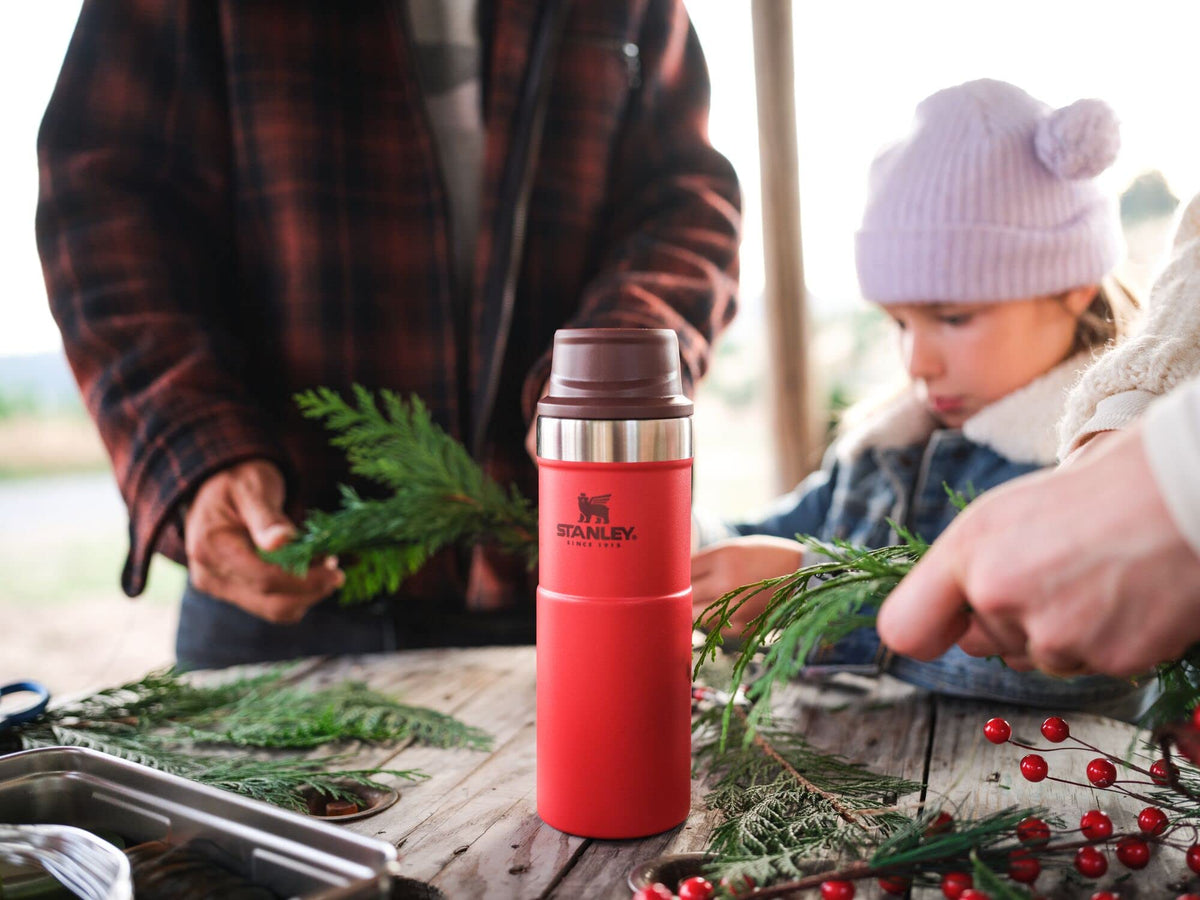 Stanley Trigger-Action Travel Mug 16OZ Lava