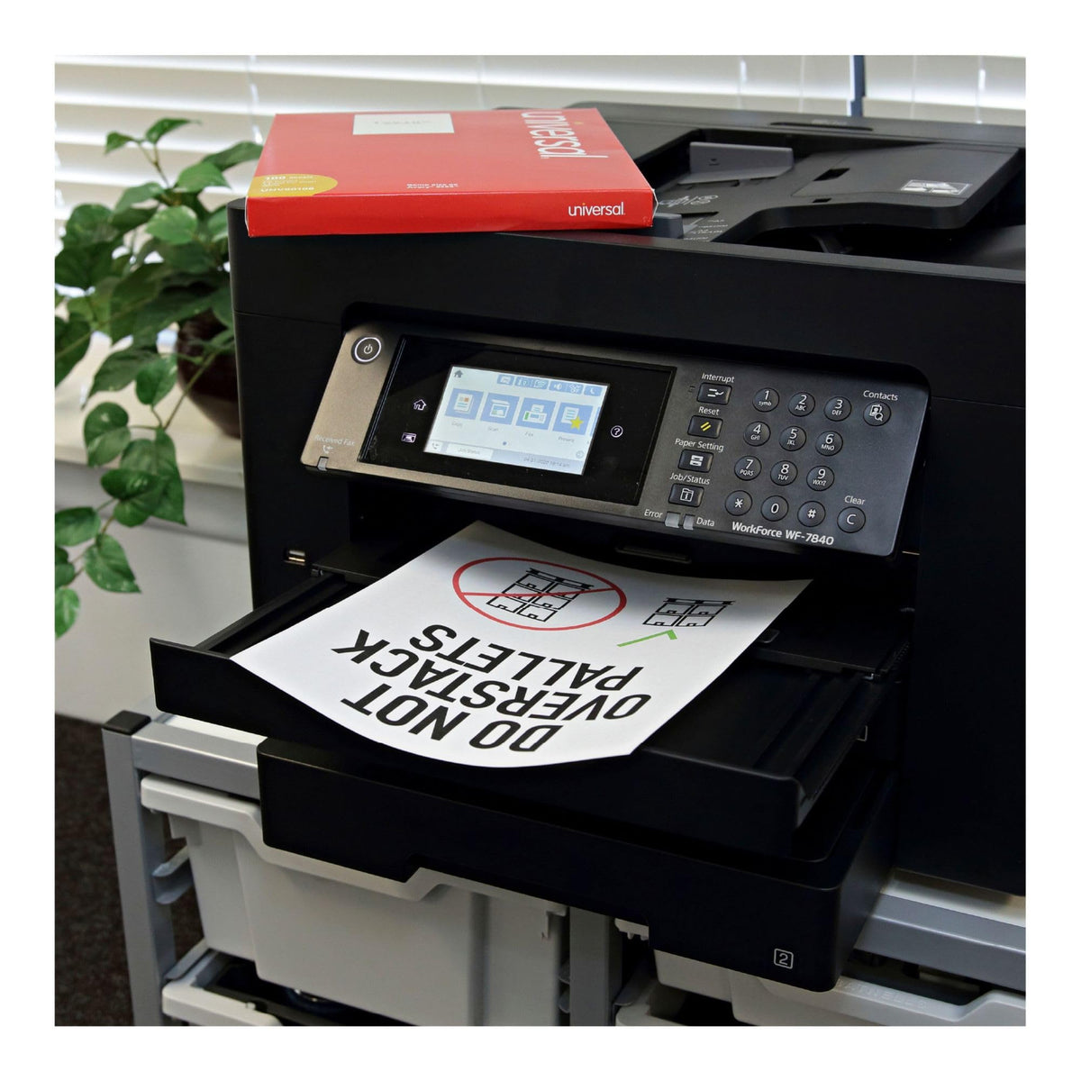 Universal UNV90108 8.5 in. x 11 in. Copier Mailing Labels - White (100/Box)