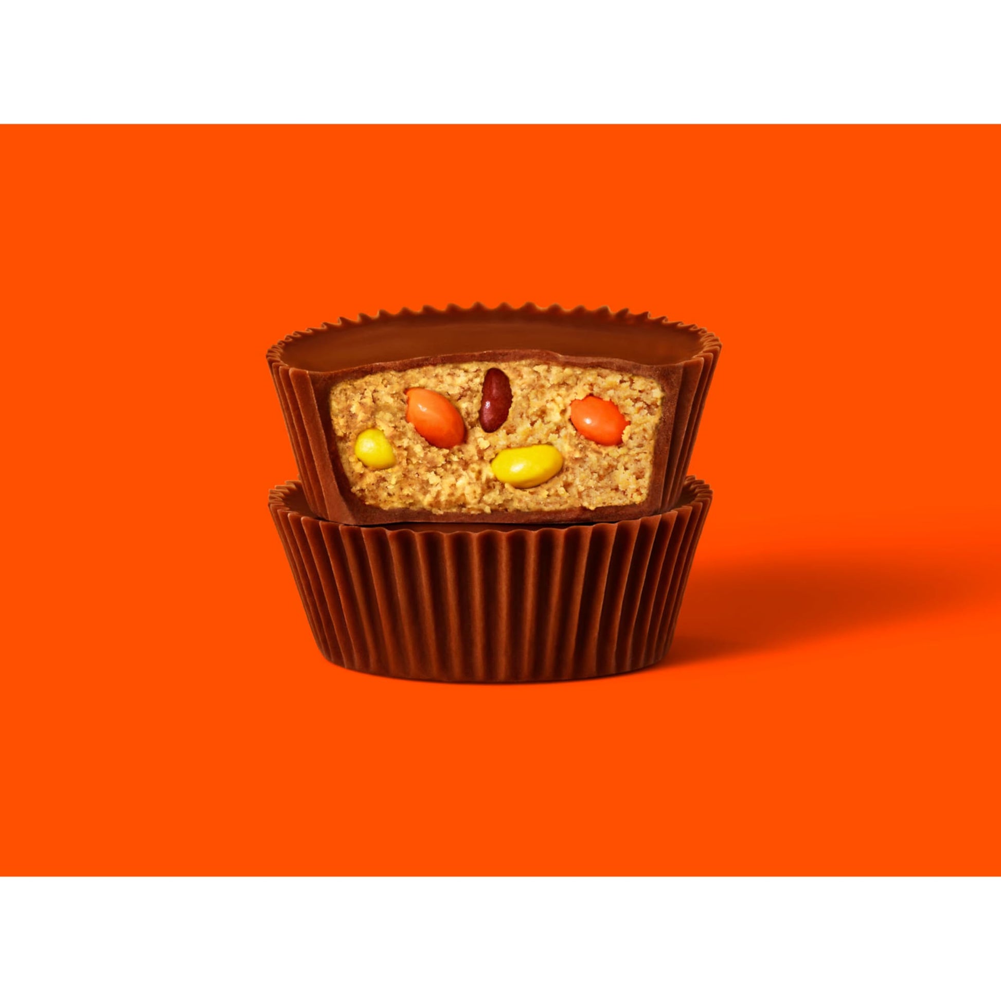 REESE'S Big Cup with Pieces Milk Chocolate King Size Peanut Butter Cups, Candy Packs, 2.8 oz (16 Count)