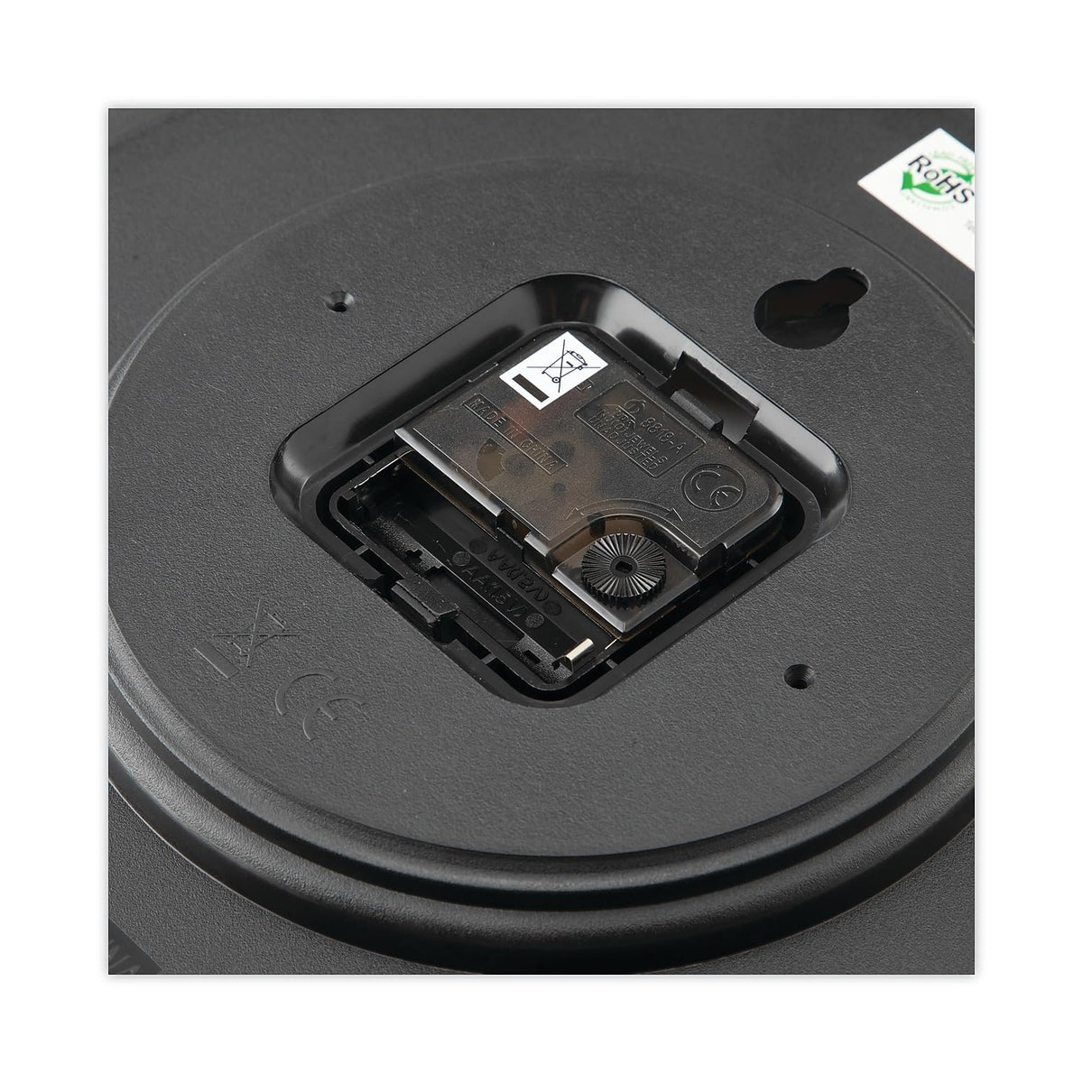 Universal UNV10451 12 in. Diameter Cordless Whisper Quiet Clock - Black