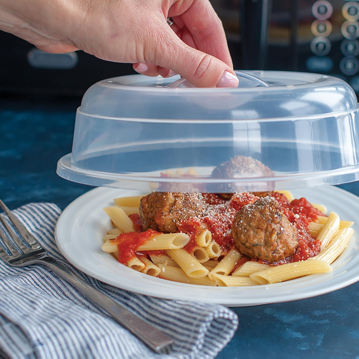 Nordic Ware Microwave Splatter Cover, 8-Inch, Clear