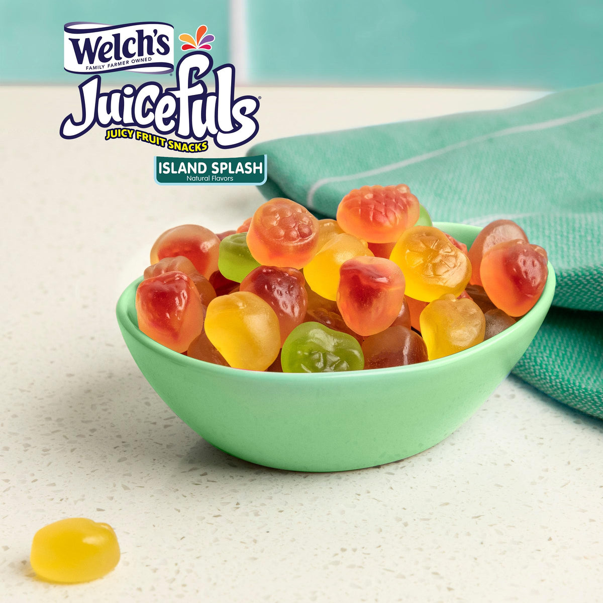 Welch's Juicefuls Juicy Fruit Snacks, Mixed Fruit, Berry Blast & Island Splash Fruit Gushers Variety Pack, Gluten Free, 4 oz Sharing Size Bags (Pack of 6)