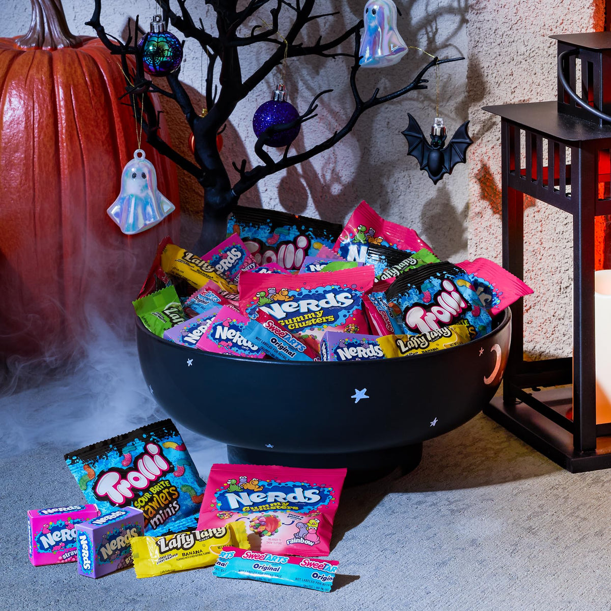 Halloween Candy Core Winners Trick-or-Treat Variety Bag, Nerds Gummy Clusters, Sweetarts, Trolli, Laffy Taffy, and Nerds Original, 180 Pieces, 59.76 Ounces