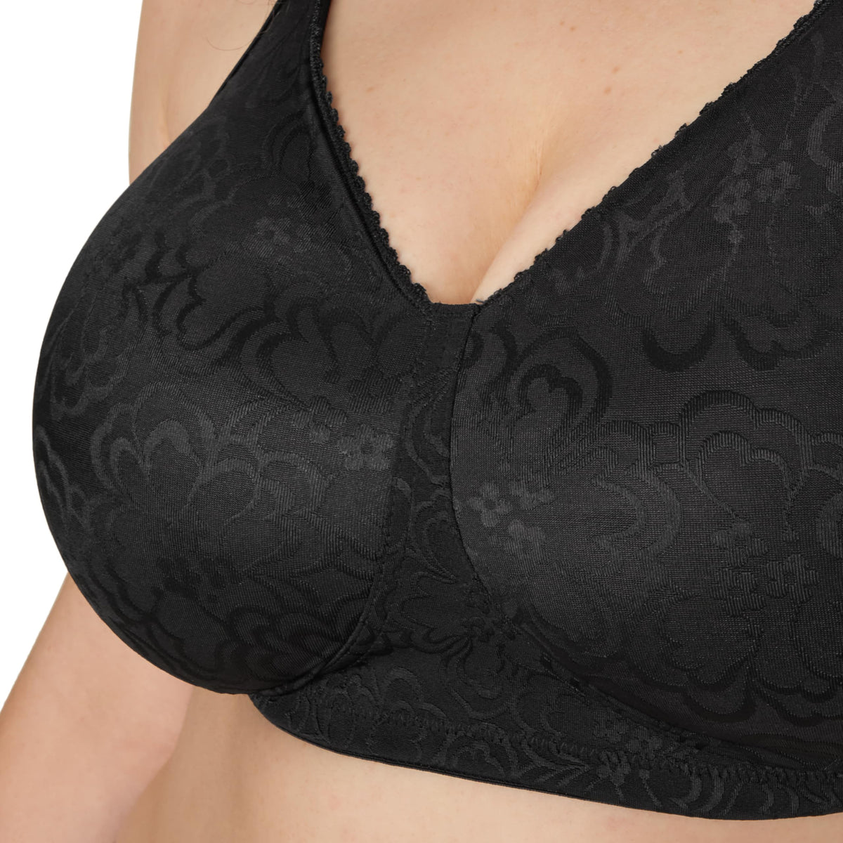 Playtex Women's 18 Hour Ultimate Lift & Support Wireless Bra US4745, Black, 48DD
