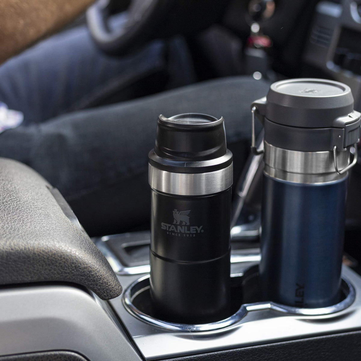 Stanley, Mug Travel Trigger-Action Matte Black Classic 20 Ounce