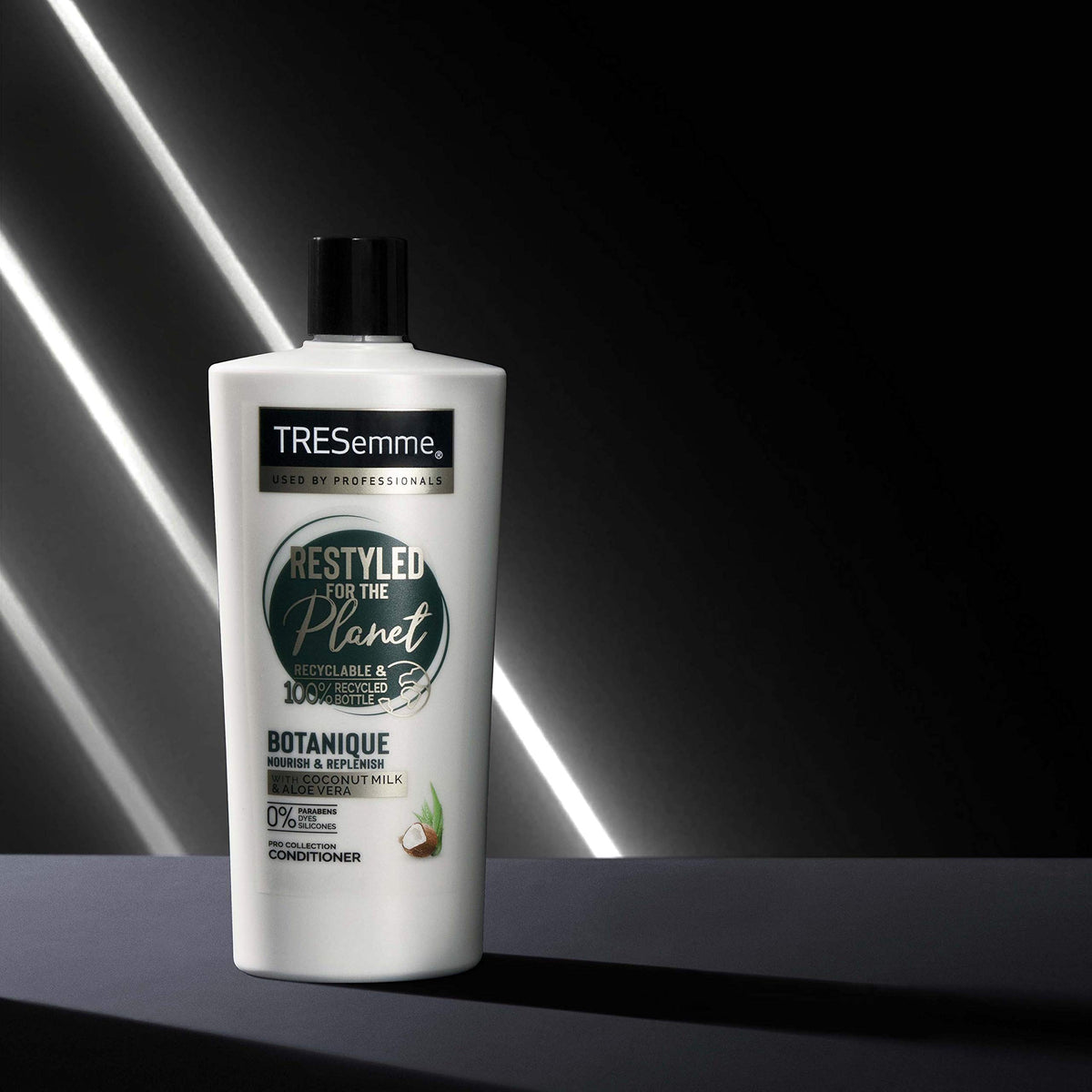 Tresemme Conditioner Botanique Nourish + Replenish 22 Ounce (650ml)
