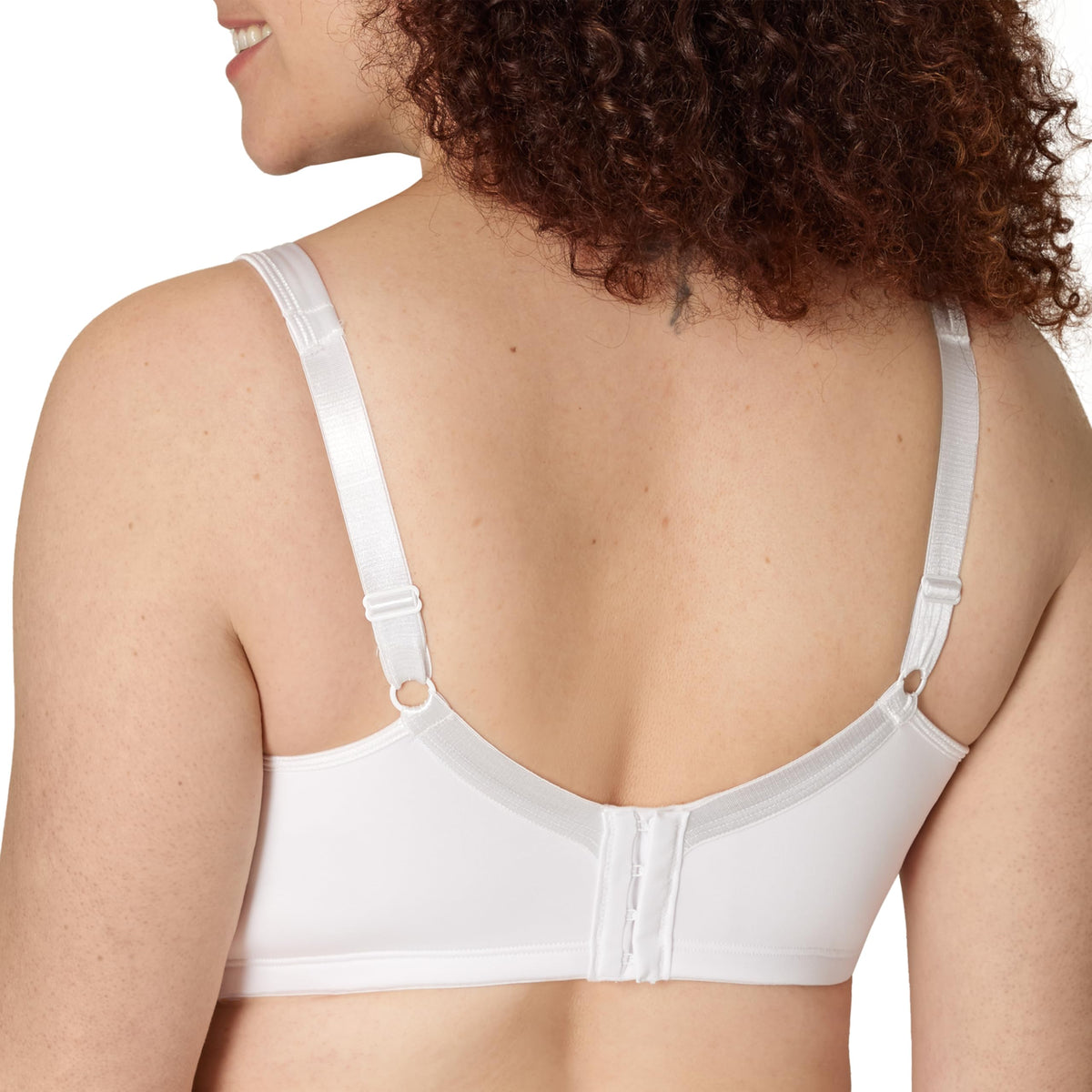 Playtex womens 18 Hour Silky Soft Smoothing Wireless Us4803, Available in Single and 2-pack Bras, White, 44C US