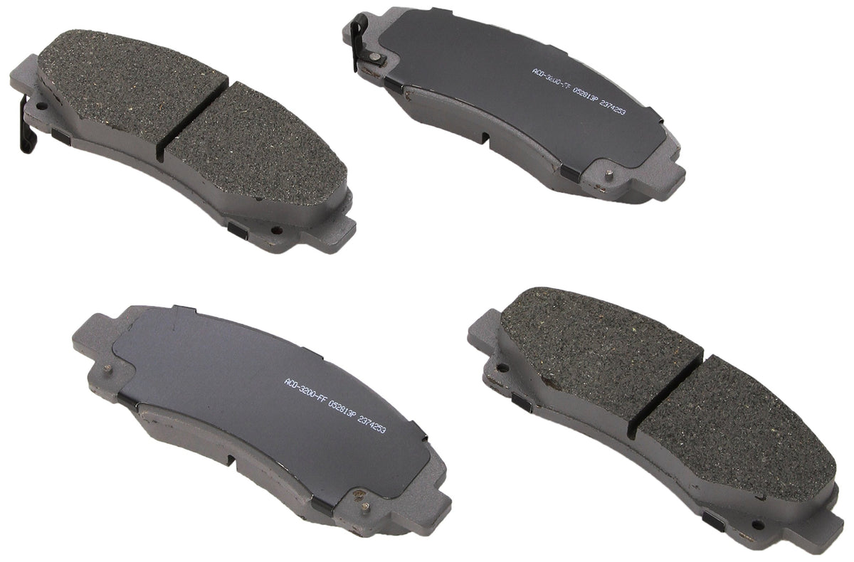 ACDelco Silver 14D1102CH Ceramic Front Disc Brake Pad Set