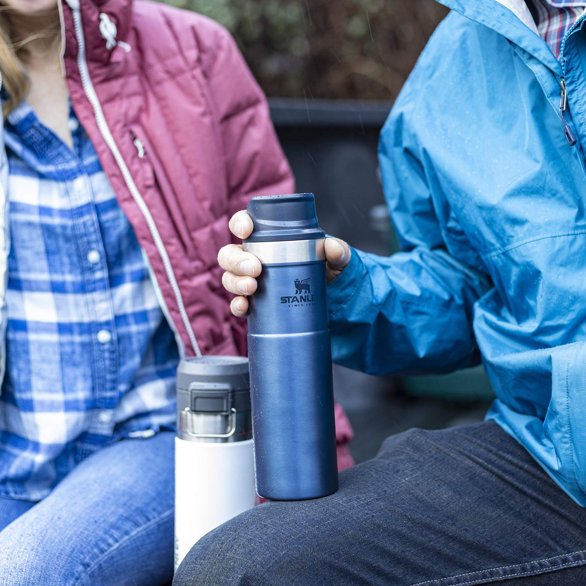 Stanley Classic Trigger Action Travel Mug 16 oz â€“Leak Proof + Packable Hot & Cold Thermos â€“ Double Wall Vacuum Insulated Tumbler for Coffee, Tea & Drinks â€“ BPA Free Stainless-Steel Cup, 473 ml.