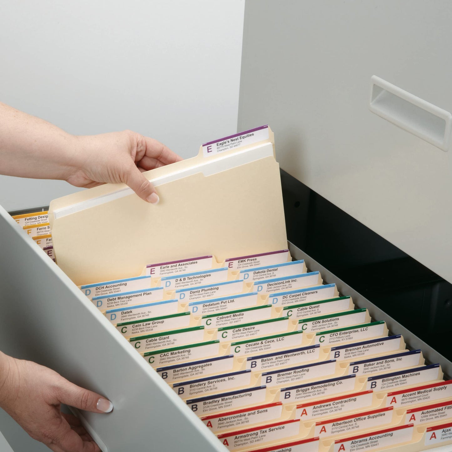 Smead File Folder, Reinforced 1/3-Cut Tab, 1-1/2" Expansion, Letter Size, Manila, 50 Per Box (10405)