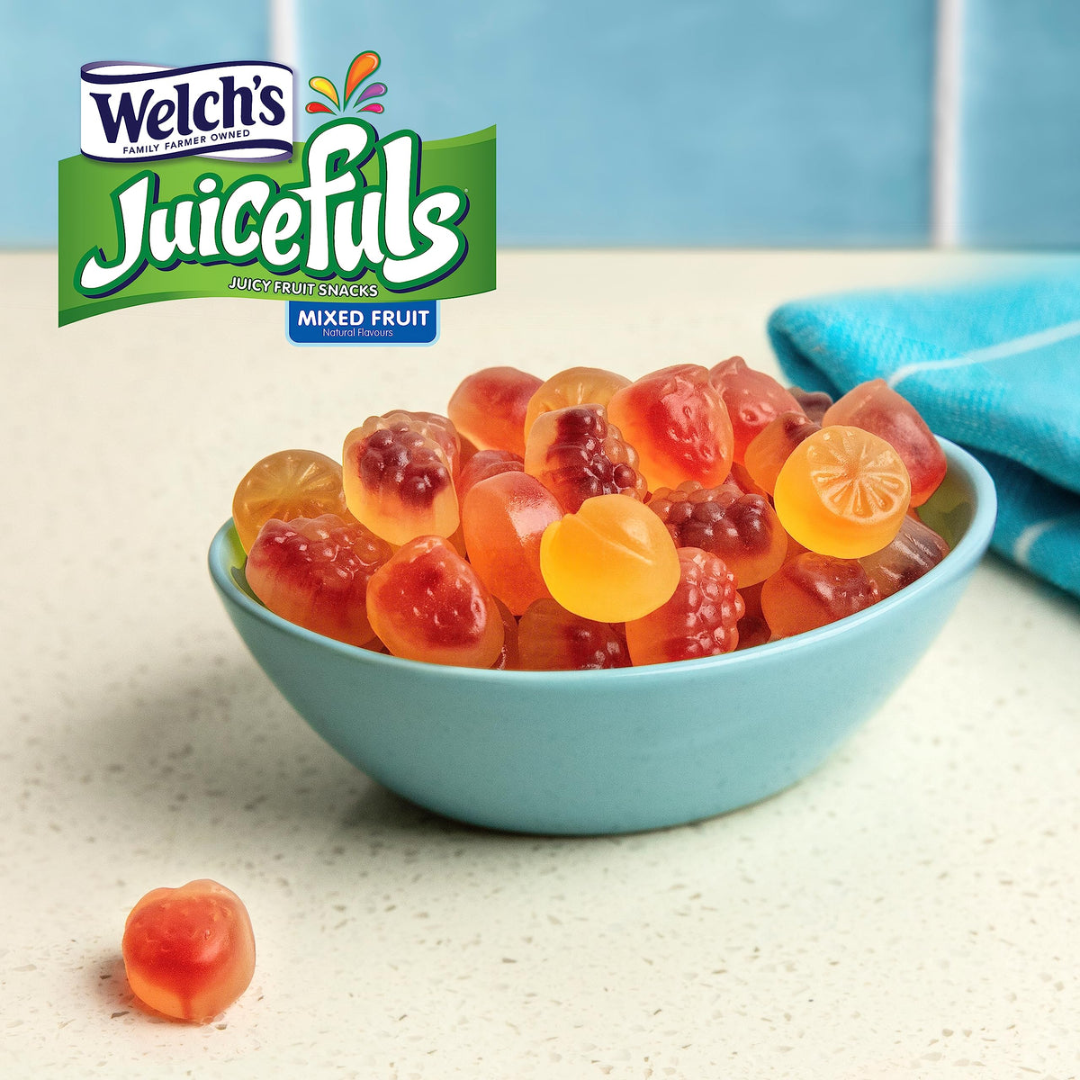 Welch's Juicefuls Juicy Fruit Snacks, Mixed Fruit & Island Splash Fruit Gushers Variety Pack, Perfect for School Lunches, Gluten Free, 4 oz Sharing Size Bags (Pack of 6)