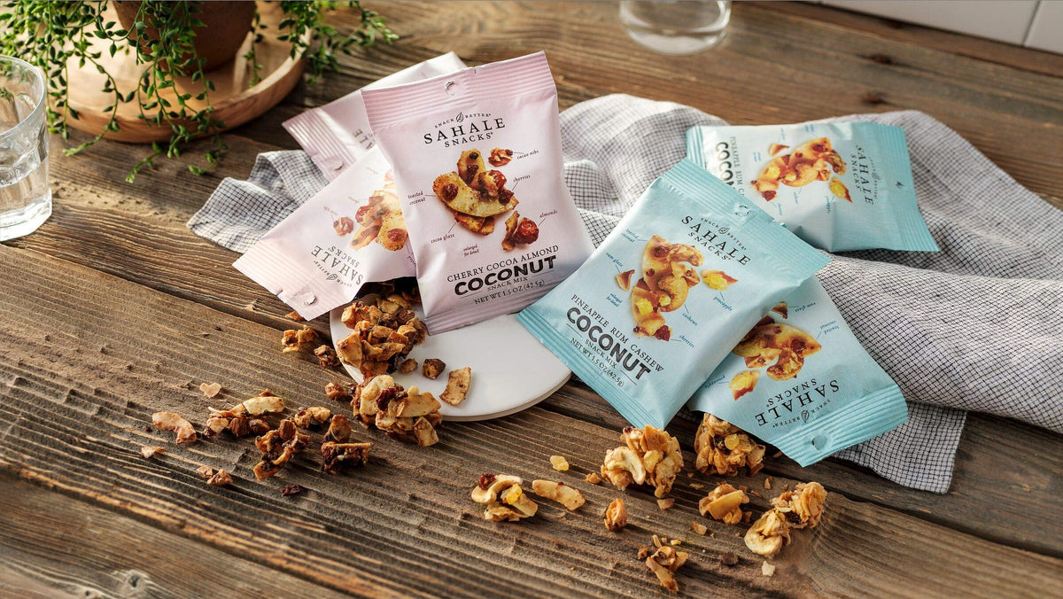 Sahale Snacks Pineapple Rum Cashew Coconut Snack Mix, 4.5 Ounces