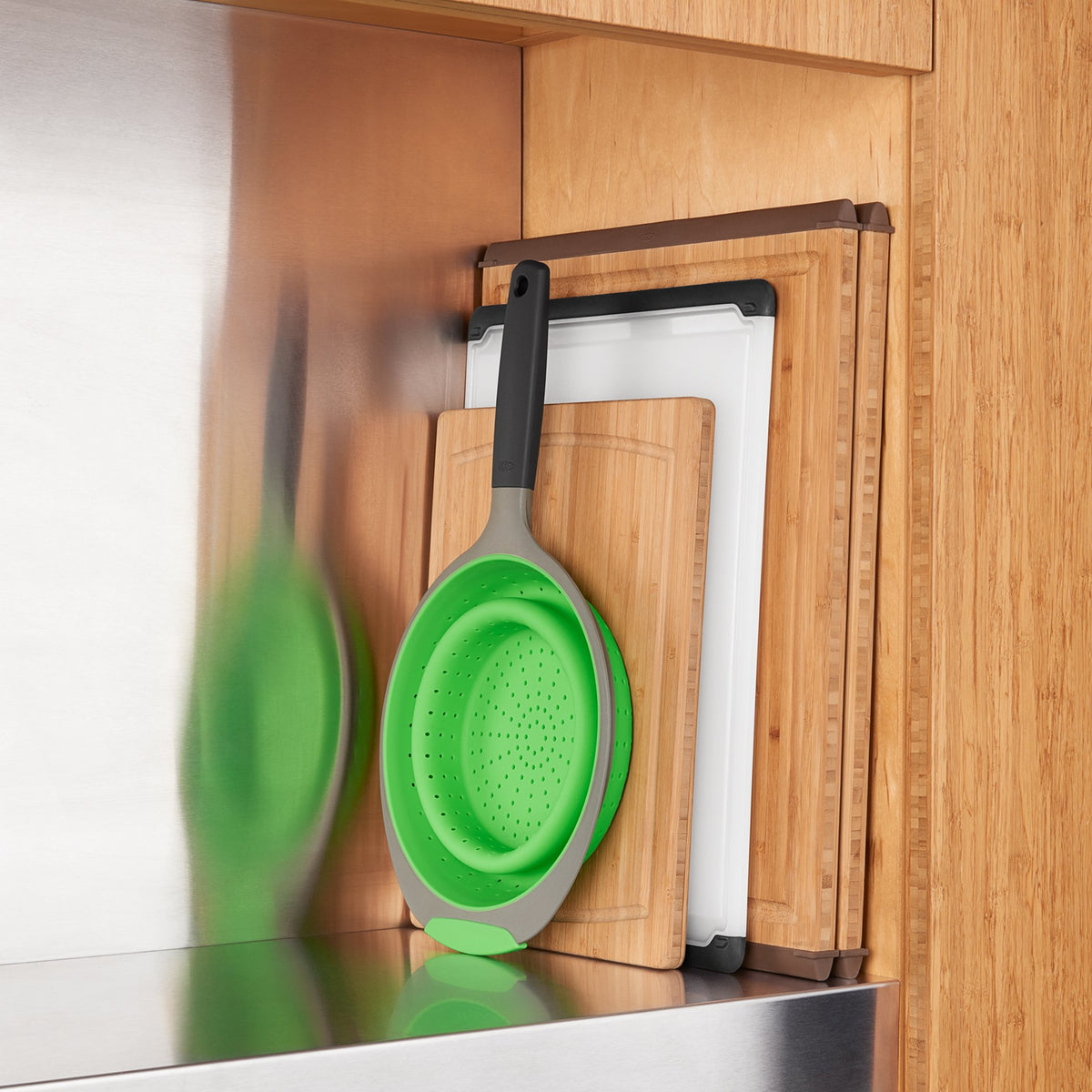 OXO Good Grips Silicone Collapsible Strainer, 2 Quart,Green